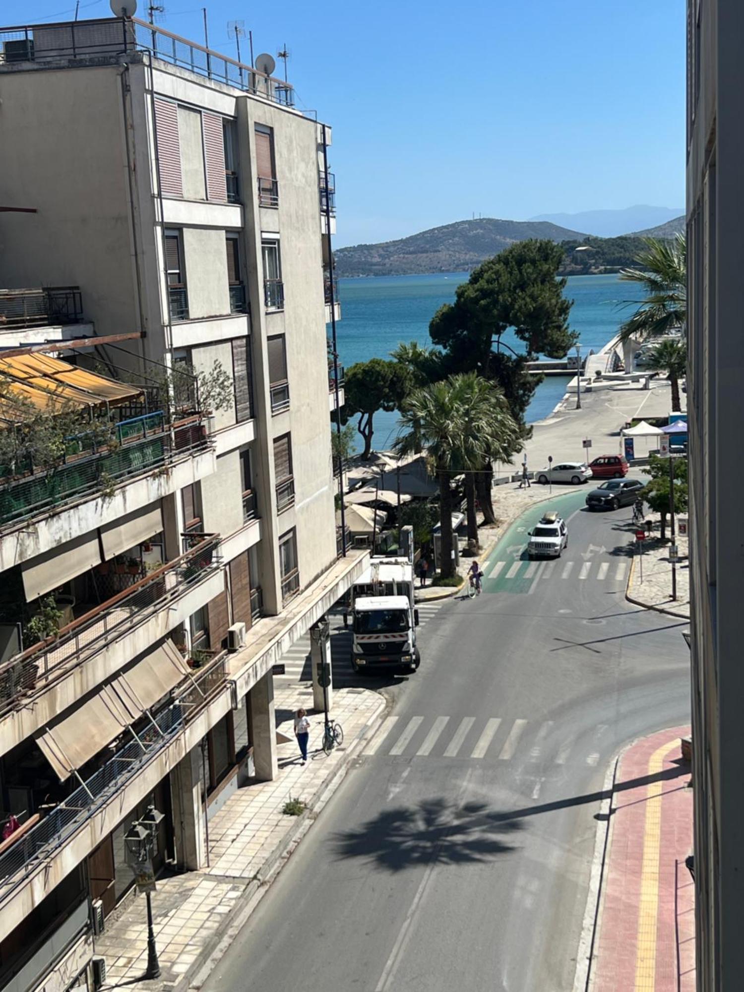 Silver Central Apartment Volos Exterior foto